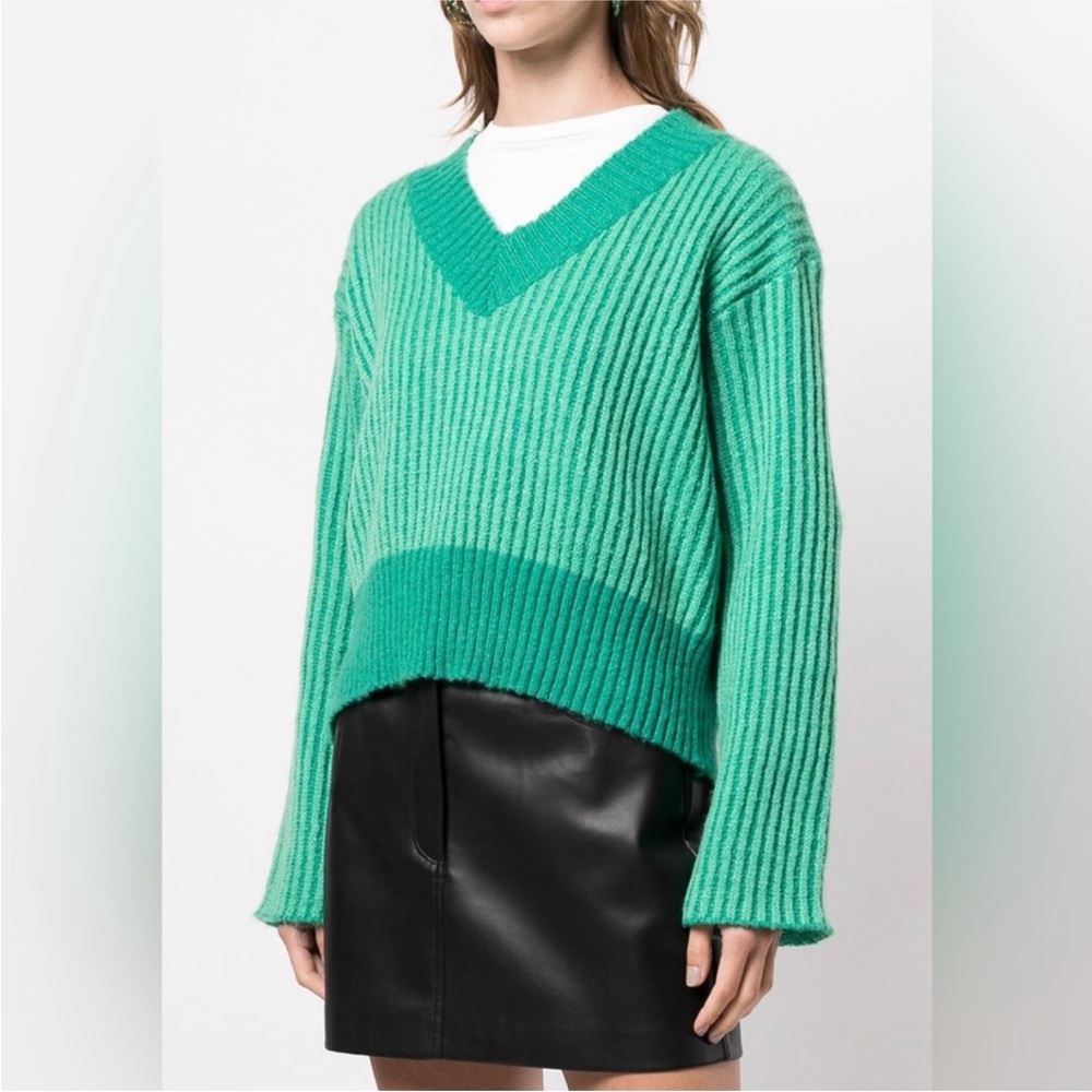 APPARIS || Anita‎ Chunky Ribbed V-Neck Sweater Green Small